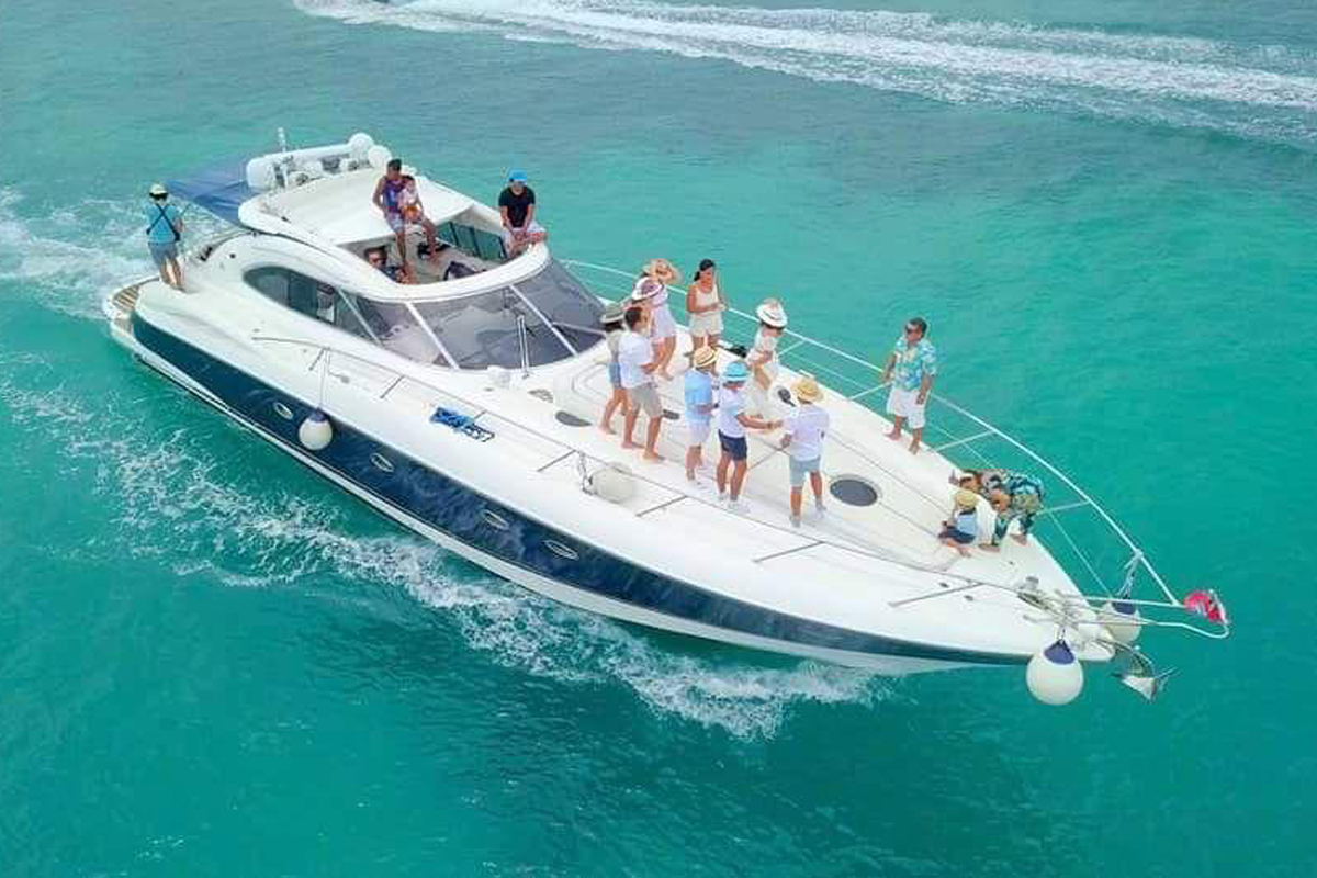 60 Sea Ray Turks and Caicos Yacht Rentals